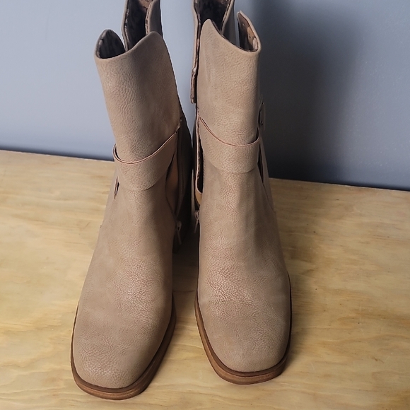 Korks KORKS EASE Marci II Natural Tan Heeled Boots Chunky Wooden Heel - Picture 3 of 13